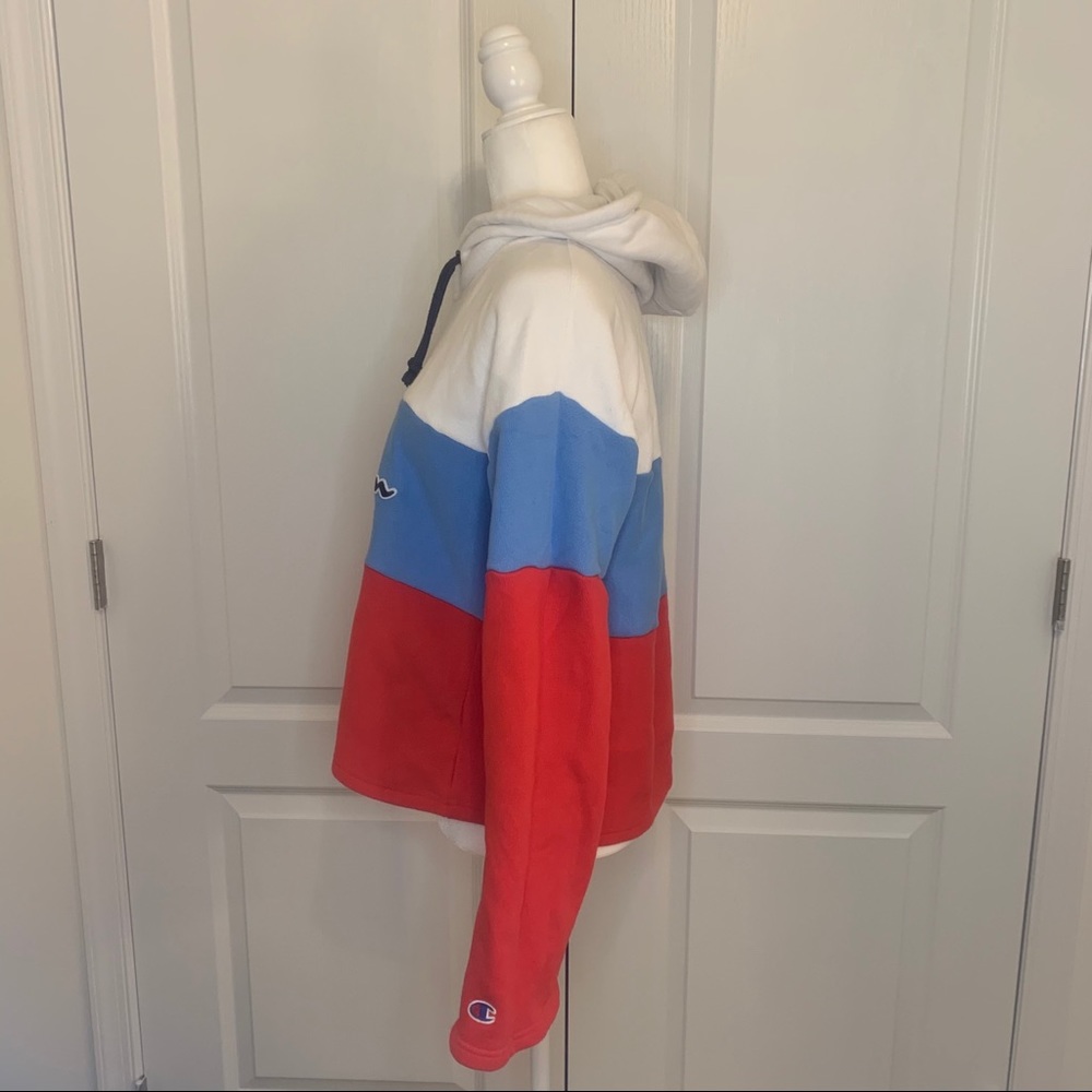 Champion reverse weave red white &blue crop hoodie - Picture 9 of 11